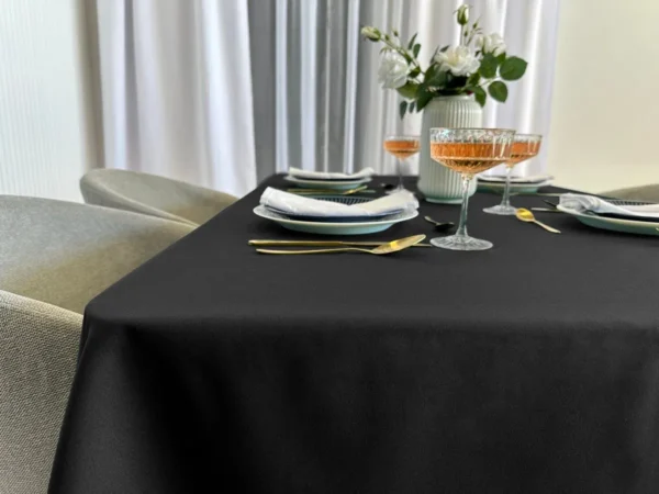 obrus plamoodporny czarny 140x220 wynajem TOTU.RENTALL